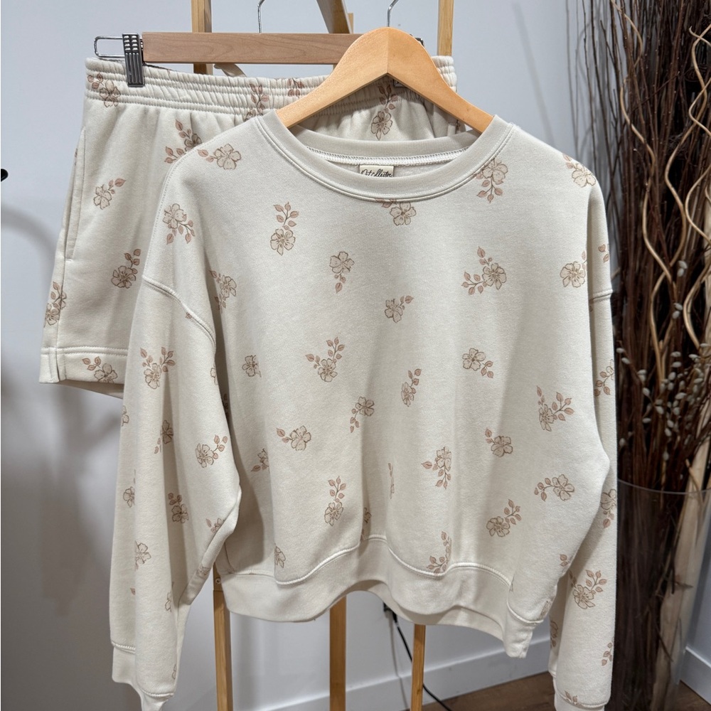 Floral Print Sweatshirt and Shorts Set